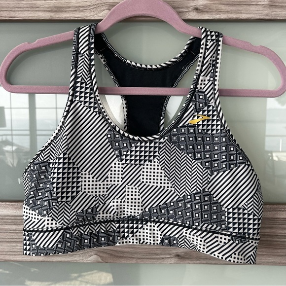 Brooks Other - Brooks running bra